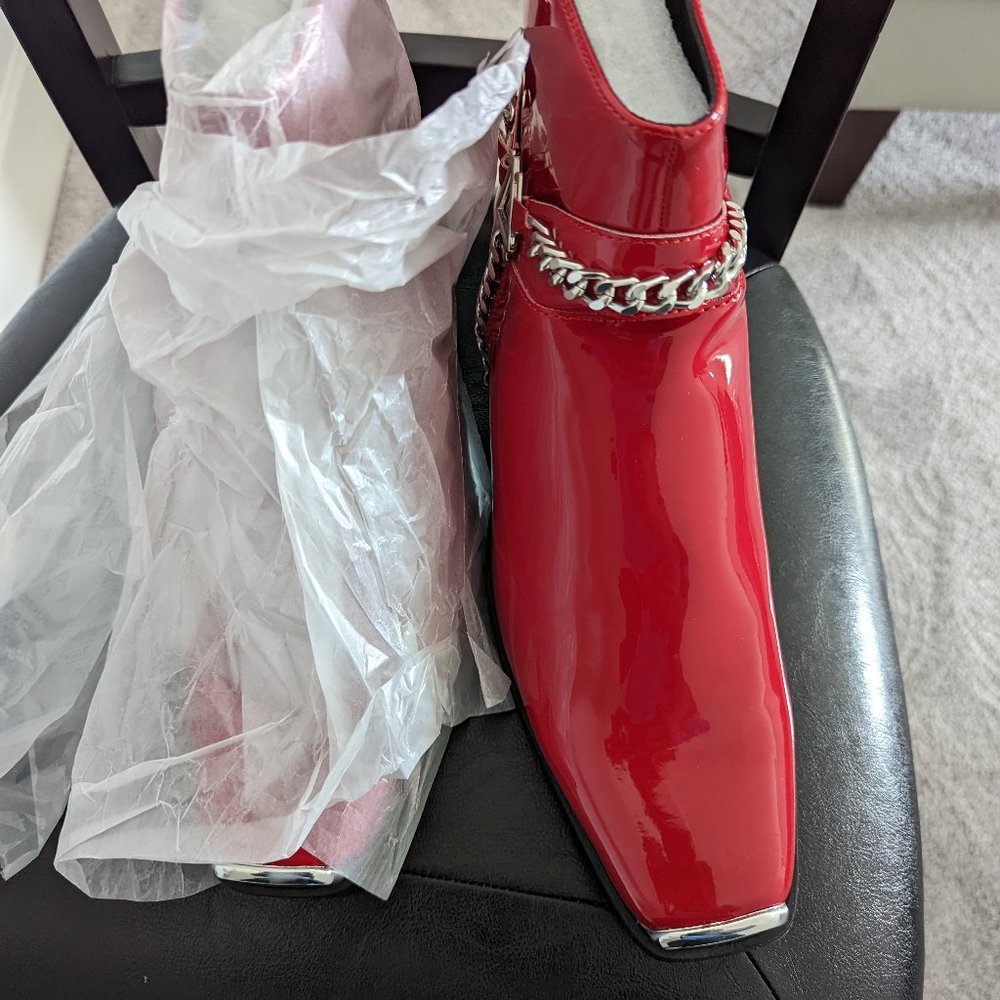 New/ Never Worn ASOS Chelsea Boots with steel toe
